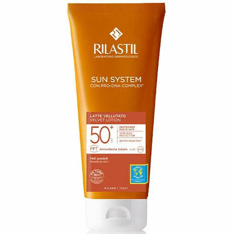 Rilastil sun system photo protection terapy SPF 50+ latte vellutante 200 ml